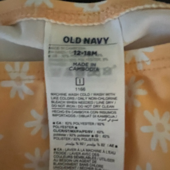 Old Navy 12-18M Girls Floral Orange Long-Sleeve Ruffle-Trim Rashguard & Bottom - Picture 6 of 6